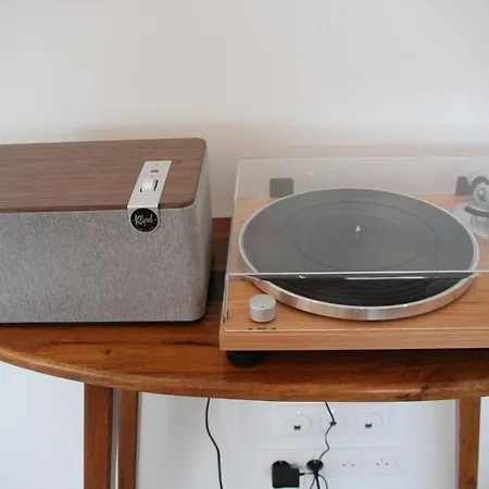 فيلة Wax - Pool & Surf