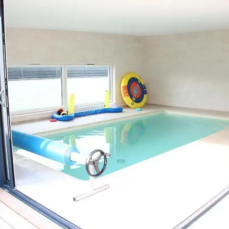 Villa Wax - Pool & Surf
